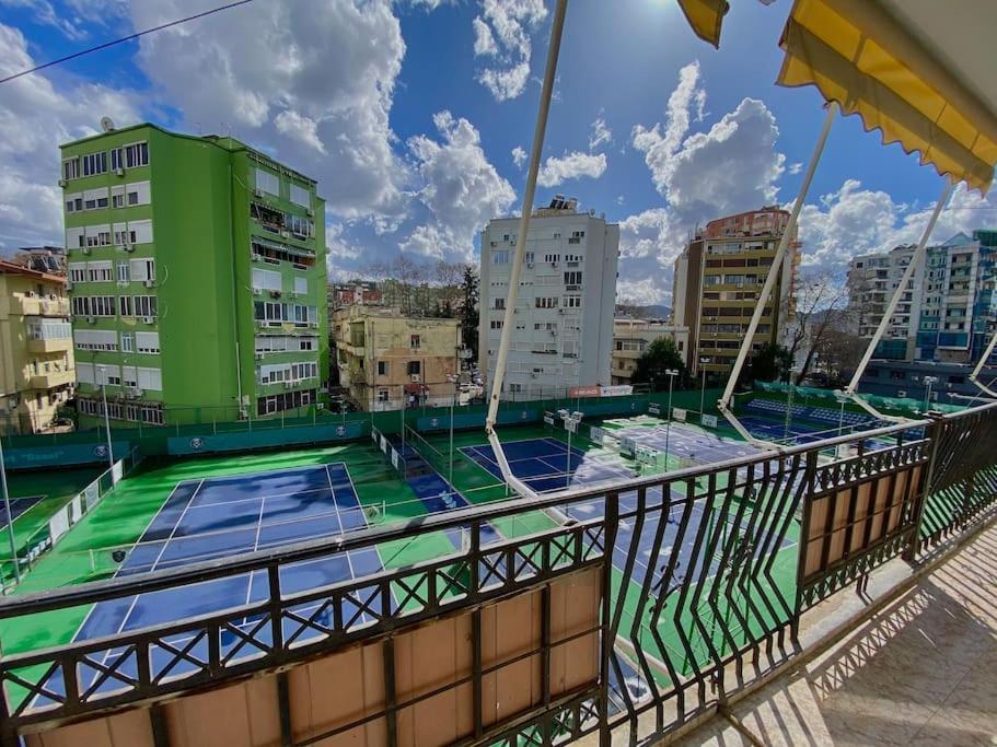 Coral Apartment - City Center Тирана Экстерьер фото